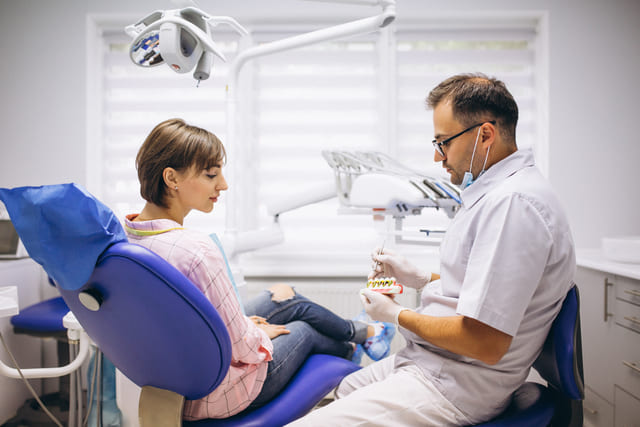 dentist dentistry smile patient white dental 1446761 pxhere.com 1 1
